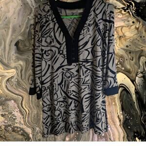 Chico's Traveler XS (0) 3/4 sleeve black and beige acetate blend stretch top.
